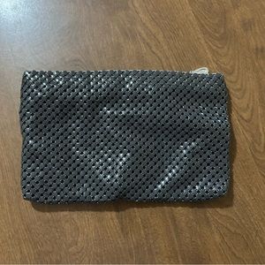 Whiting & Davis clutch